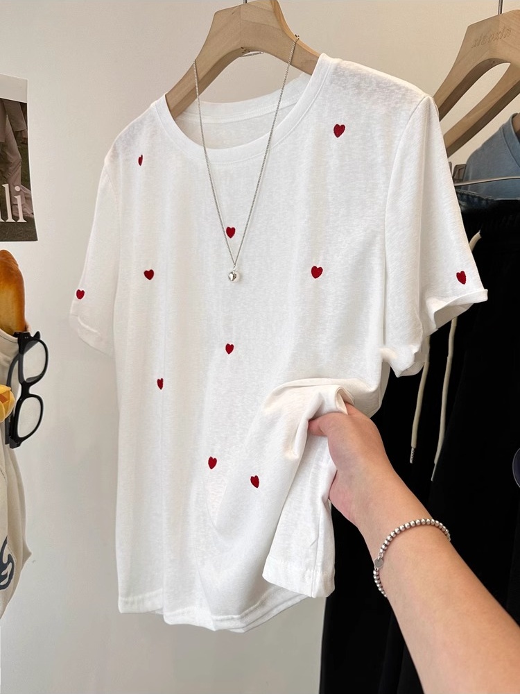 Embroidery Love - Camiseta Feminina Plus Size de Verão