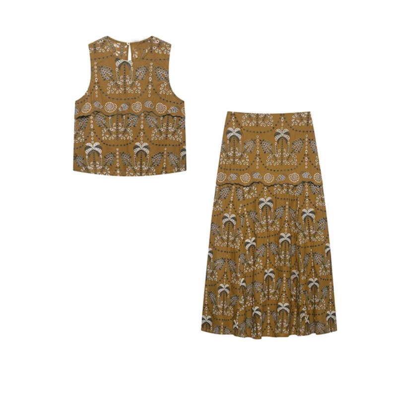 Embroidery In The Piece - Conjunto Feminino de Saia Midi Bordada