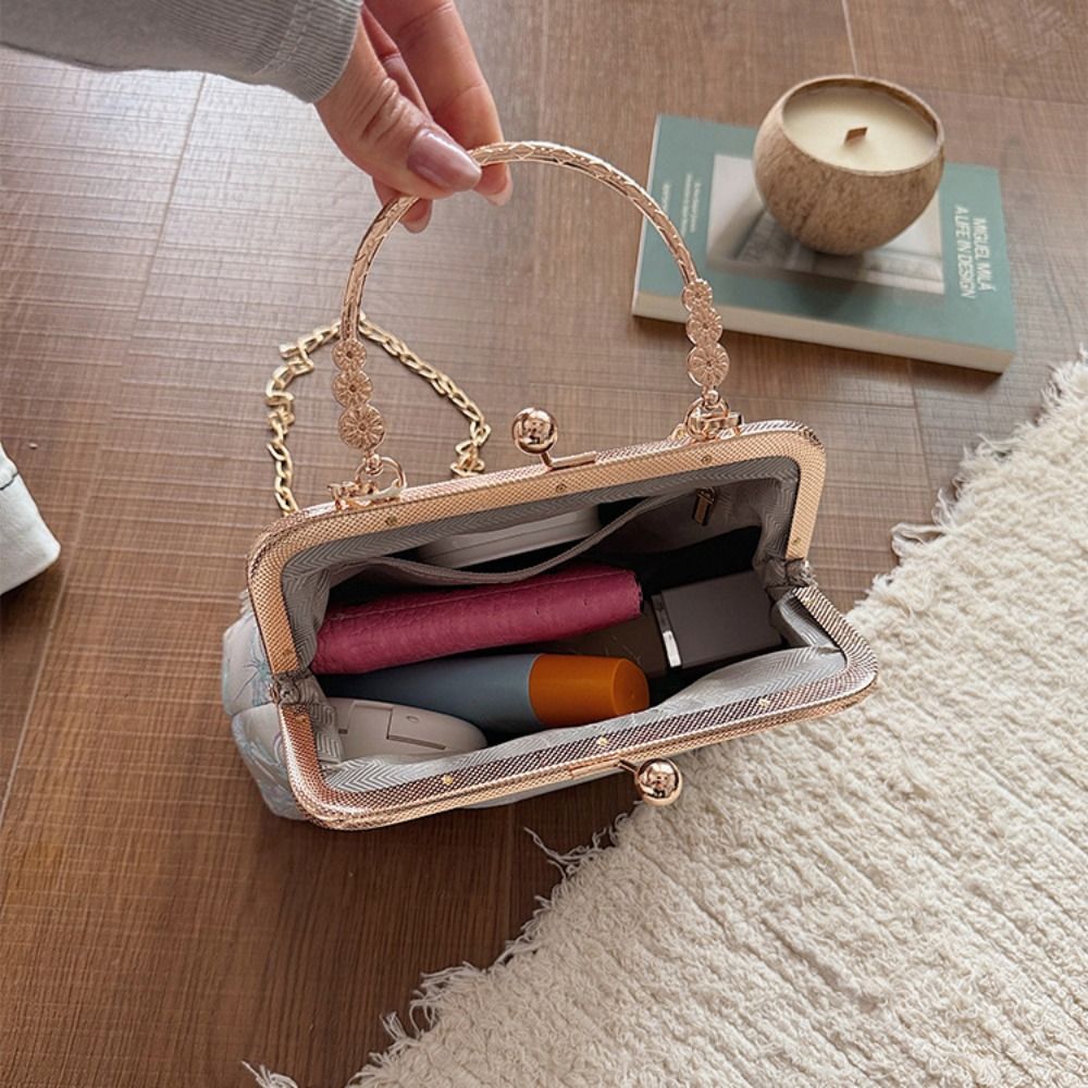 Bolsa de Ombro Bordada com Fec - Embroidery Kiss avaliação e preço