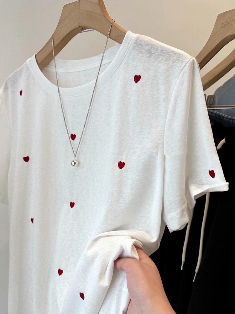 Camiseta Feminina Plus Size de - Embroidery Love avaliação e preço